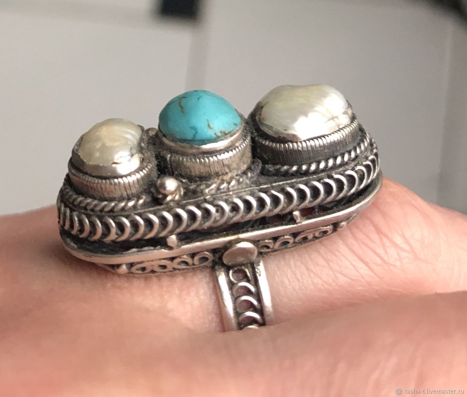 Старинное серебряное кольцо