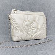 Свадебный салон handmade. Livemaster - original item Handbag clutch heart, white wedding clutch, handbag for the bride, 336. Handmade.
