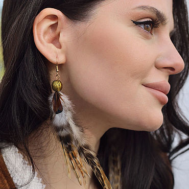 Длинные висячие серьги/клипсы из перьев BOHO PRINCESS. . Аксессуары ручной работы - Ярмарка Мастеров Аксессуары ручной работы. Ярмарка Мастеров - ручная работа Длинные висячие серьги/клипсы из перьев BOHO PRINCESS. Handmade.