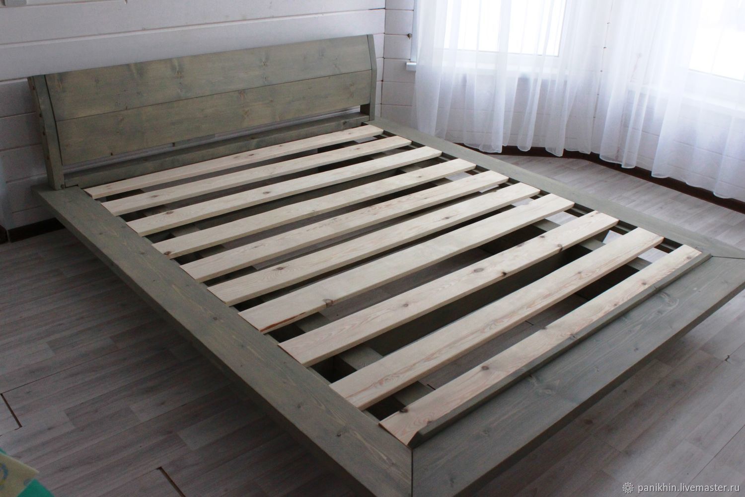 Кровать из бруса