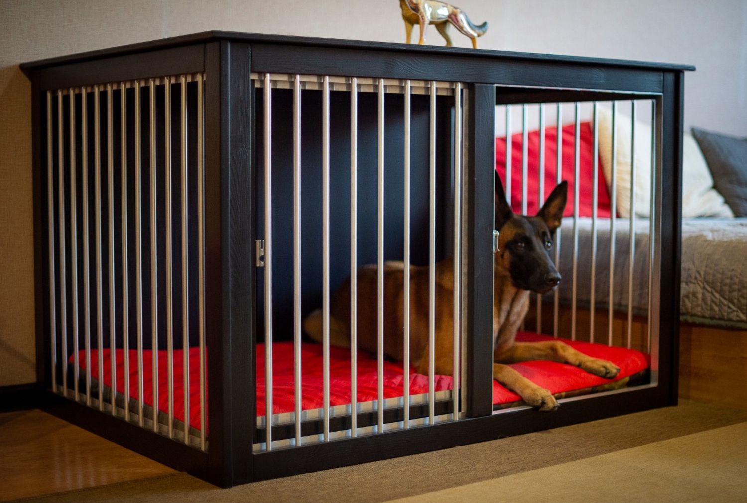 Клетка стол для собаки в квартиру