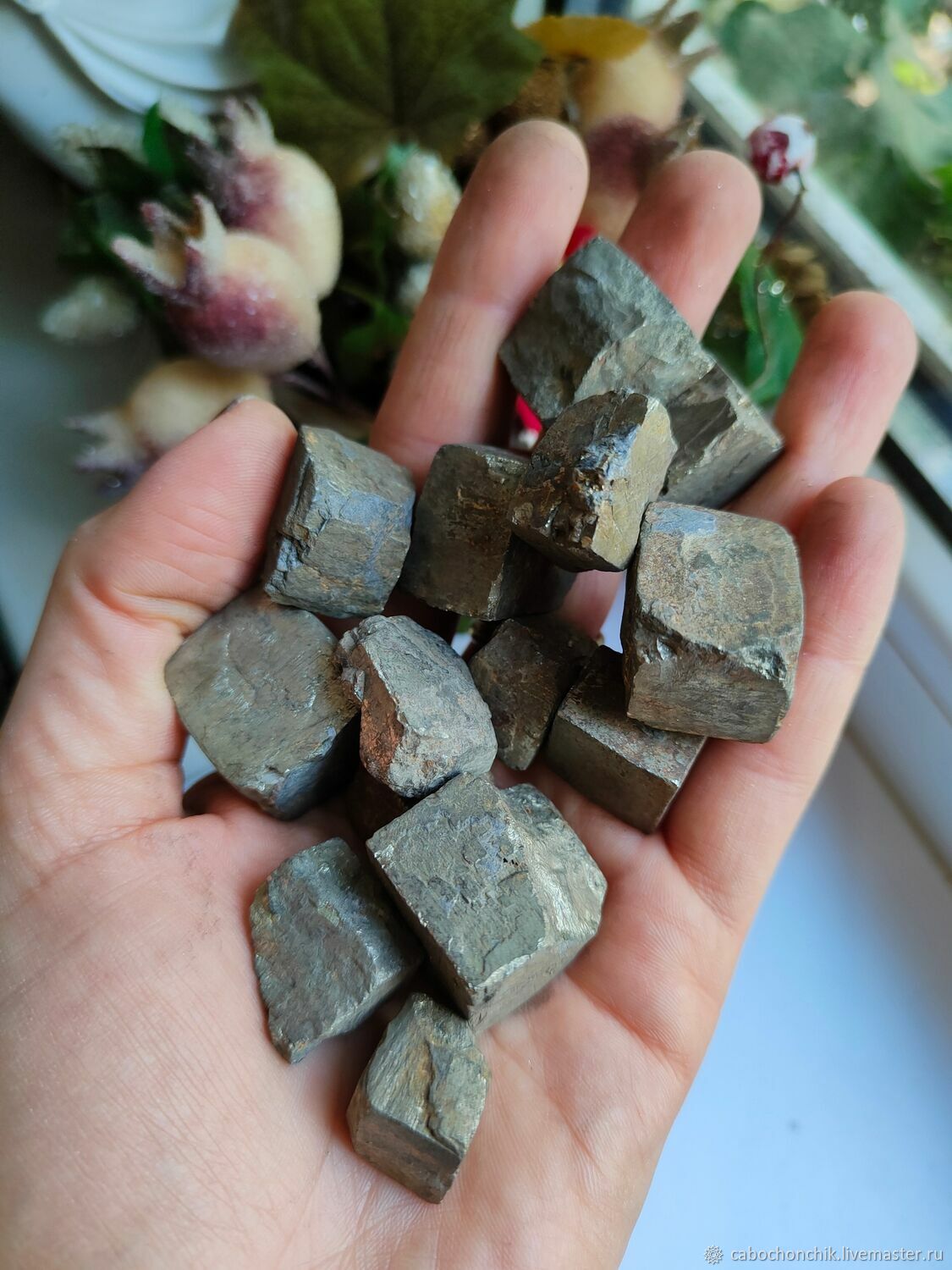 Пирит необработанный кусочки 1,5-2см купить в интернет-магазине Ярмарка ...