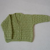Knitted overall with a hood for a boy