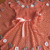 Sweater with scarf.Peach flavor