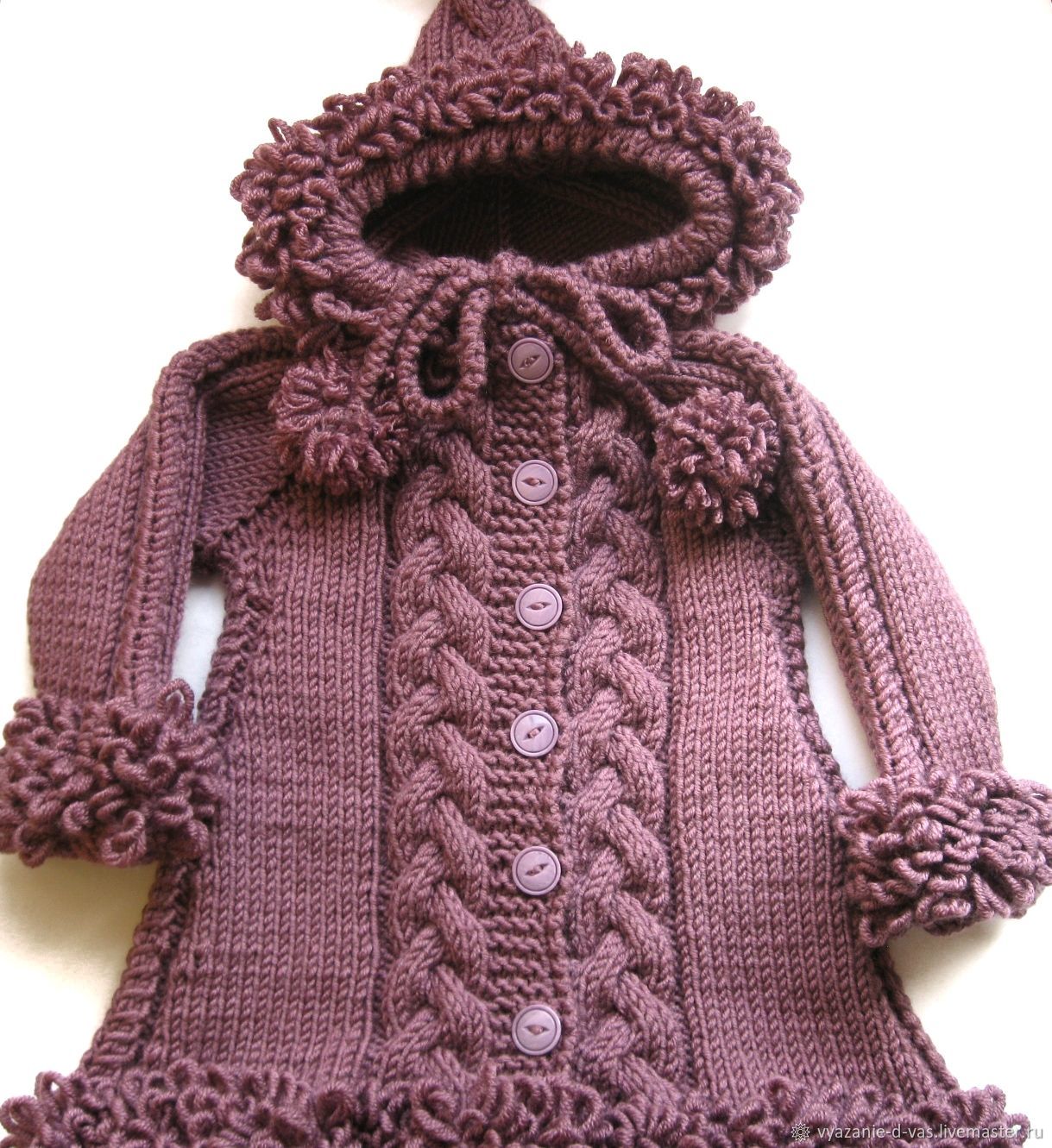 Детское вязаное пальто
