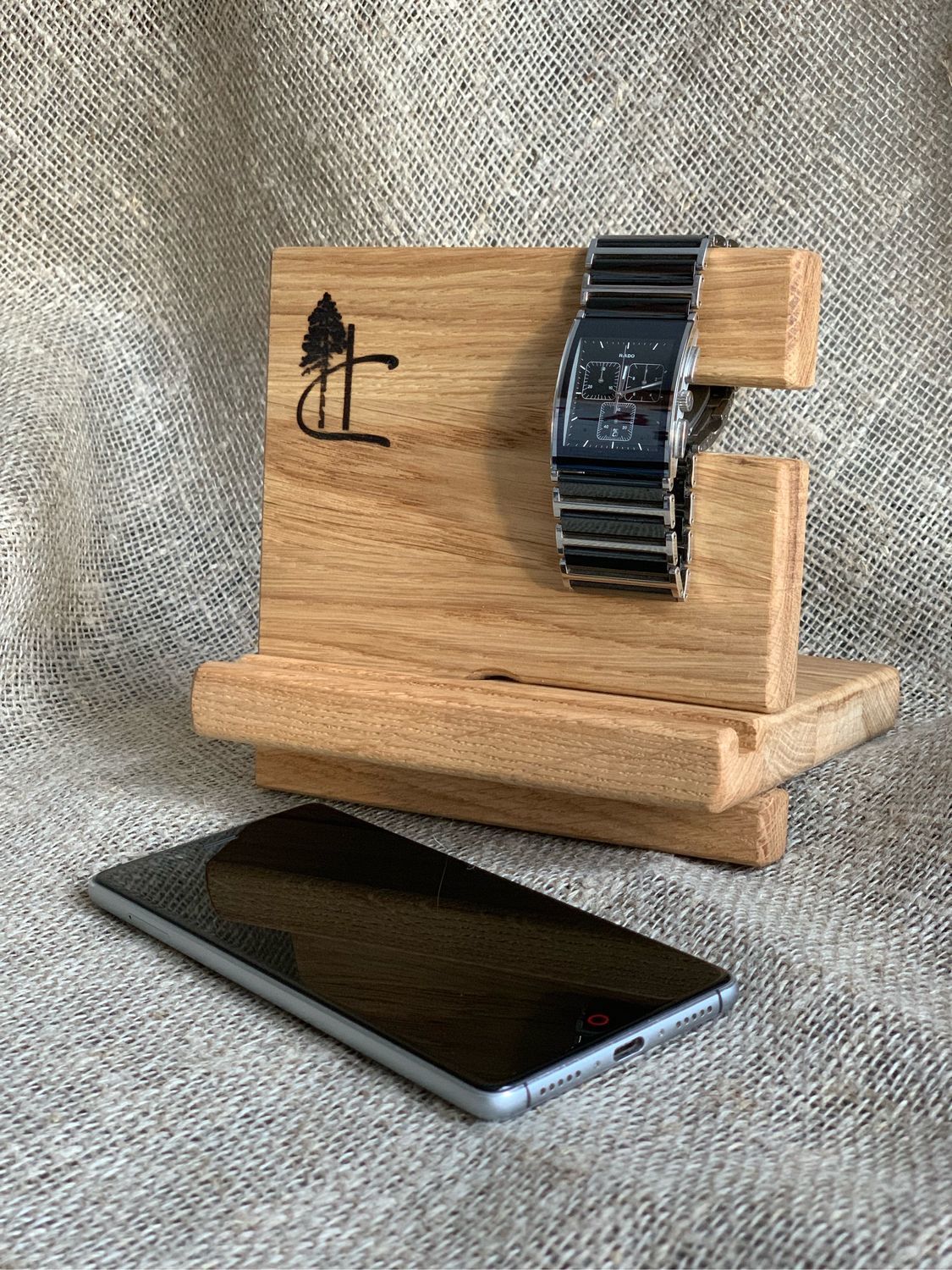 деревянная подставка для телефона на стол