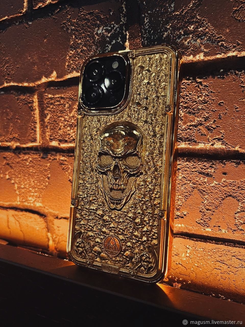 Ювелирный чехол Vampire Skull | Gold в интернет-магазине Ярмарка ...