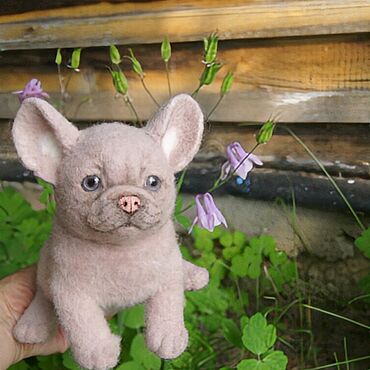 Куклы и игрушки ручной работы. Ярмарка Мастеров - ручная работа Собачка, французский бульдог, авторская игрушка, фелтинг. Handmade.