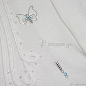 Украшения handmade. Livemaster - original item Brooch-needle made of silvered wire Butterfly with blue beads. Handmade.