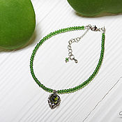 Украшения handmade. Livemaster - original item Bracelet made of green faceted beads on the leg with a leaf and a drop. Handmade.