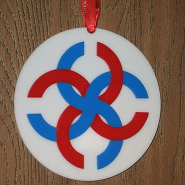 Амулет свадебник медсталь. Свадебник из. Свадебник славянский символ. Талисман амулет свадебник. Свадебник оберег вышивка.