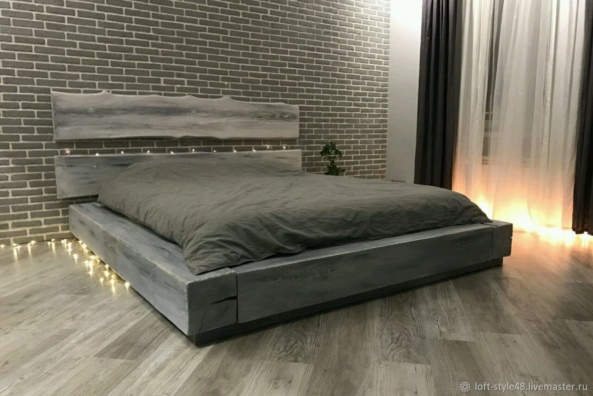 Кровать из бруса в стиле лофт своими