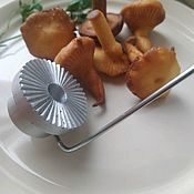 Посуда для запекания: Форма для выпечки хвороста грибы