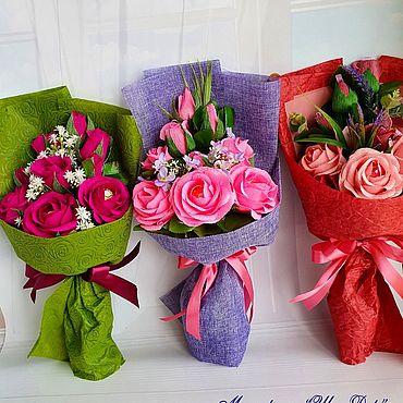 Тюльпан из бумаги DIY МК / Цветы из конфет / Подарок своими руками