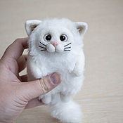 Christmas tree toy: grey cat with white paws