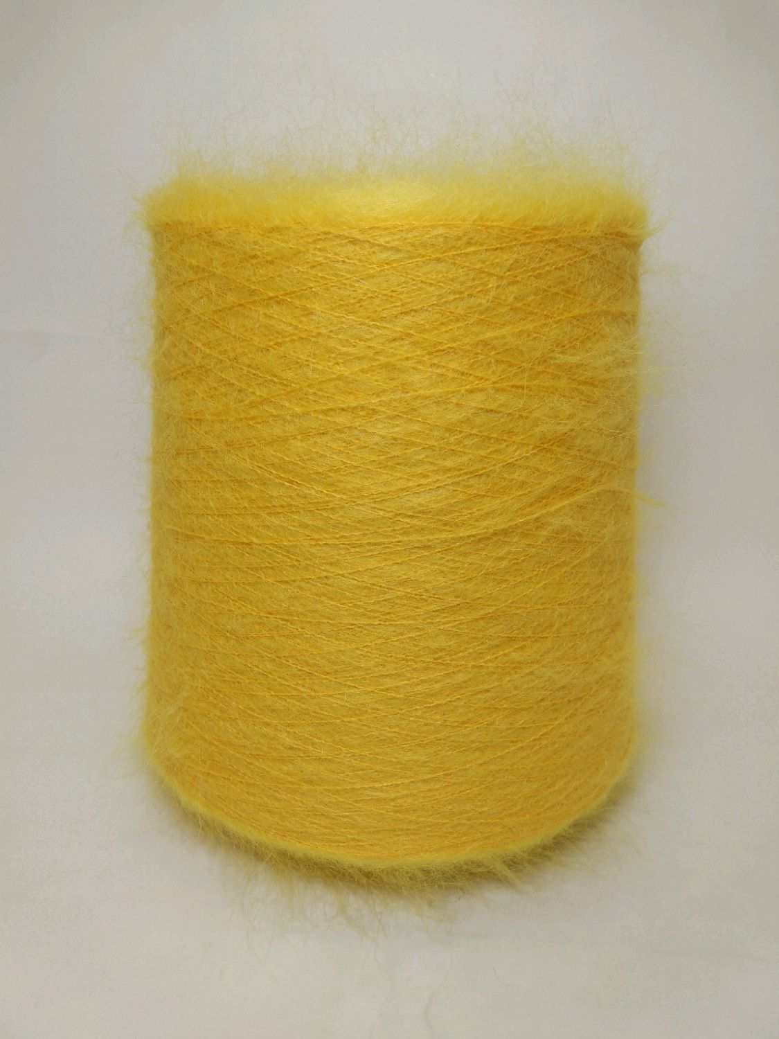 Пряжа Кидмохер Aurora от Ilaria. Итальянская пряжа на бобинная пряжа ...