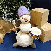 Снеговик с контрабасом. Ватная ёлочная игрушка