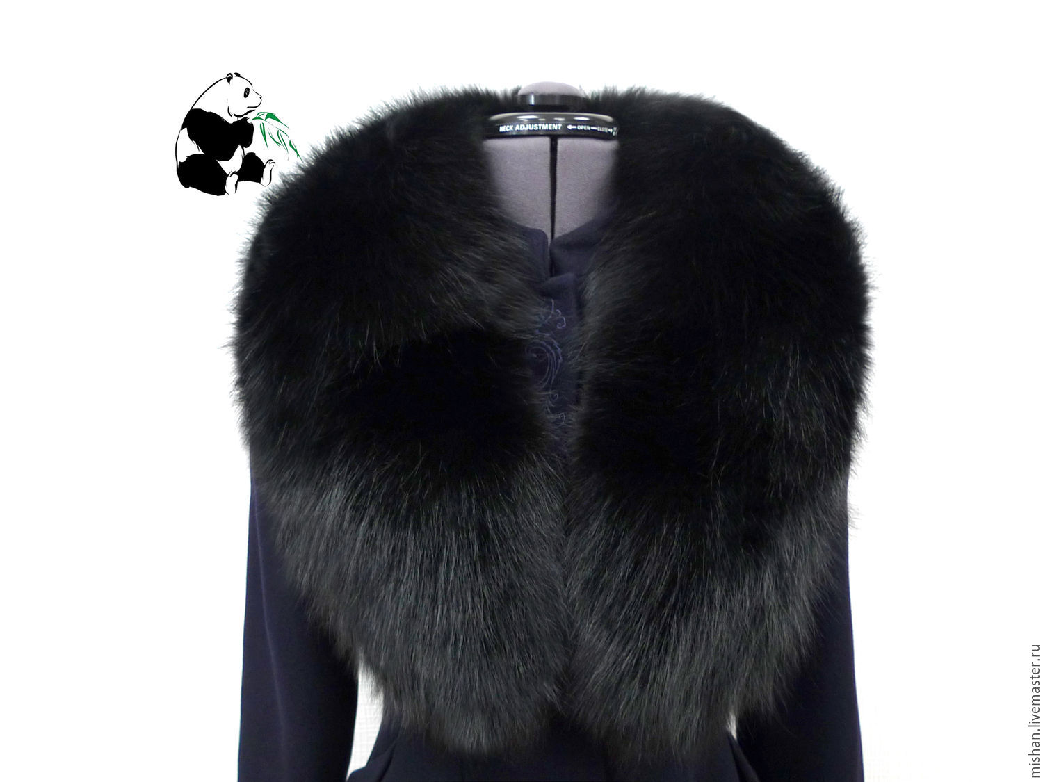 detachable fox fur collar