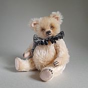 Куклы и игрушки handmade. Livemaster - original item Teddy Bears: Bonia. Handmade.
